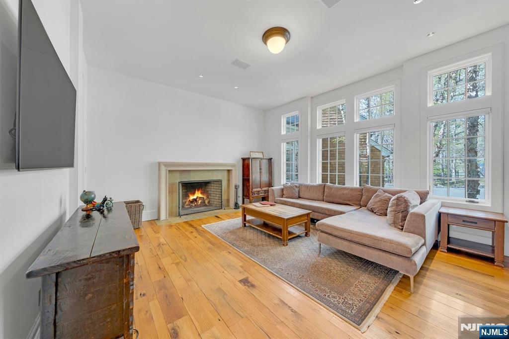 7 Charney Place Property Photo 19