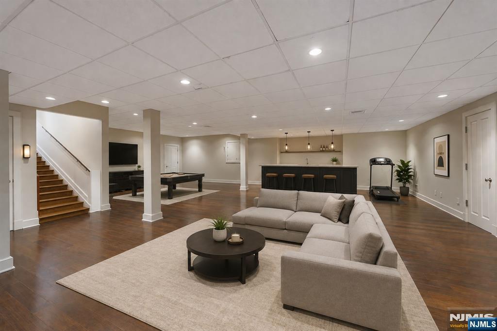 7 Charney Place Property Photo 28