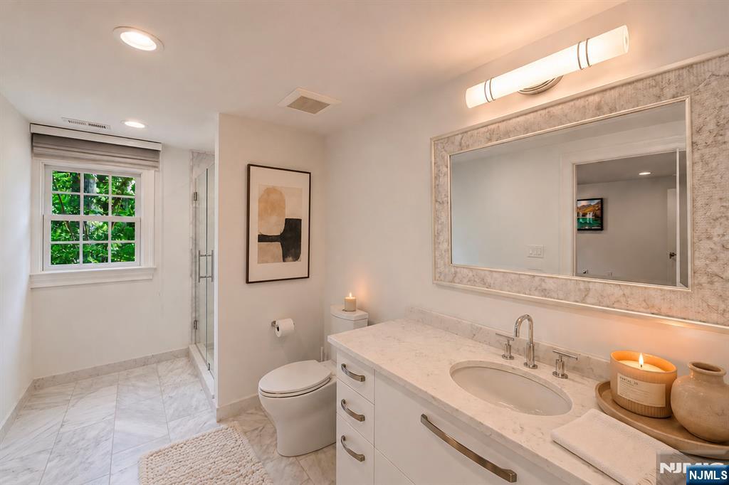 108 Briarwood Avenue Property Photo 37