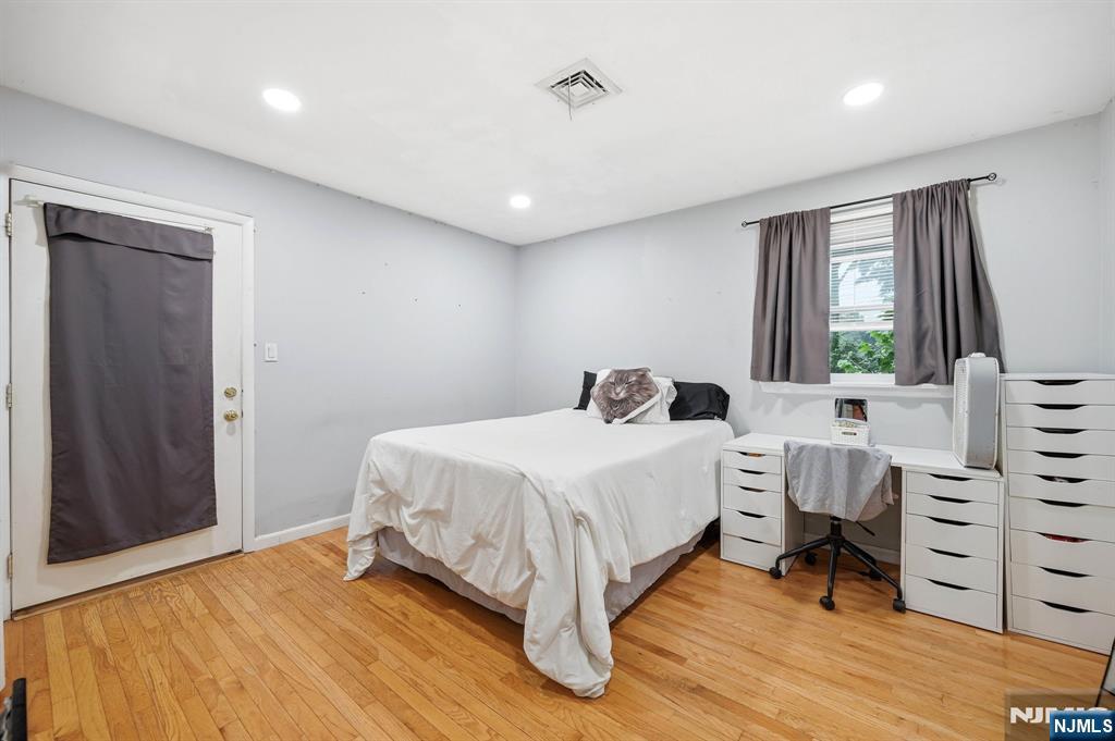 4 Park Place Property Photo 17
