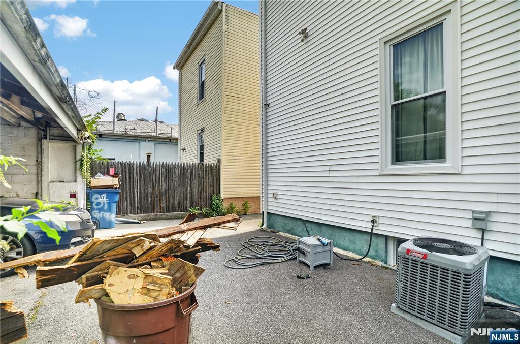 81 Grace Street Property Photo 16