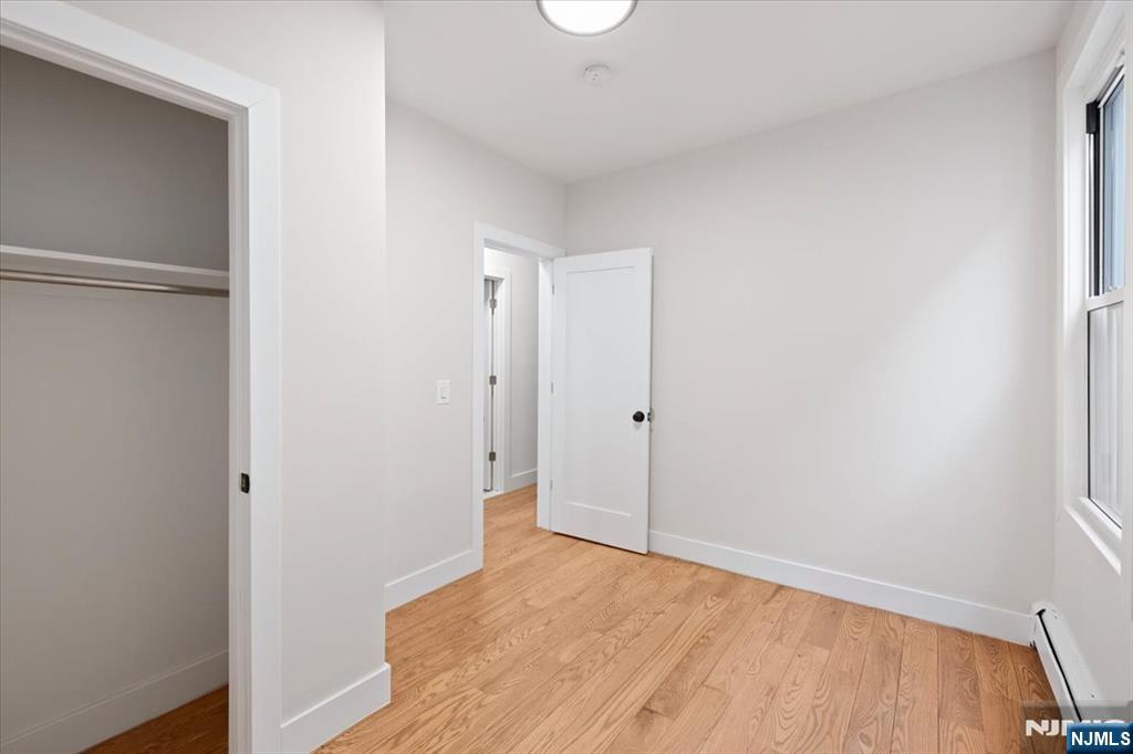 533 S Clinton Street Property Photo 17