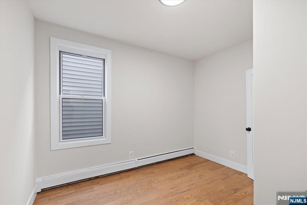 533 S Clinton Street Property Photo 19