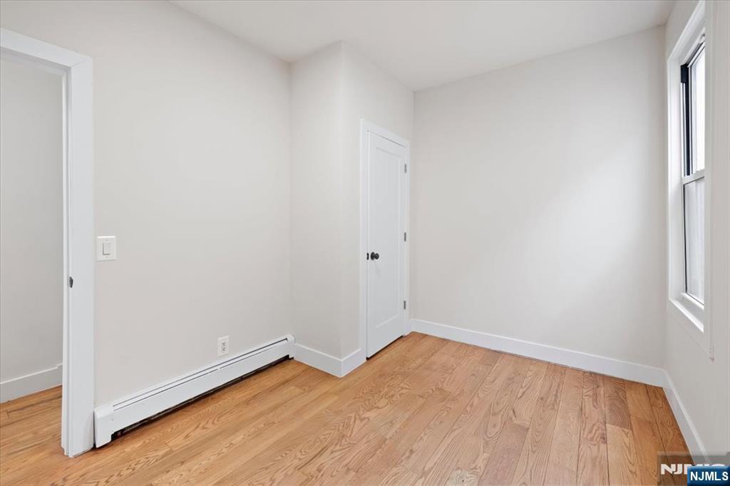 533 S Clinton Street Property Photo 24