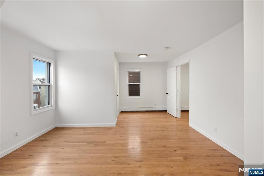 533 S Clinton Street Property Photo 30