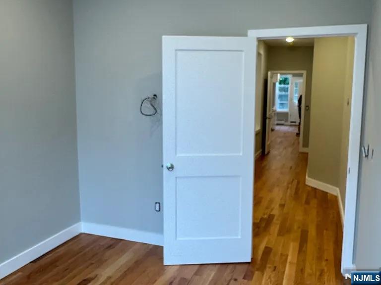548 59th Street Property Photo 8