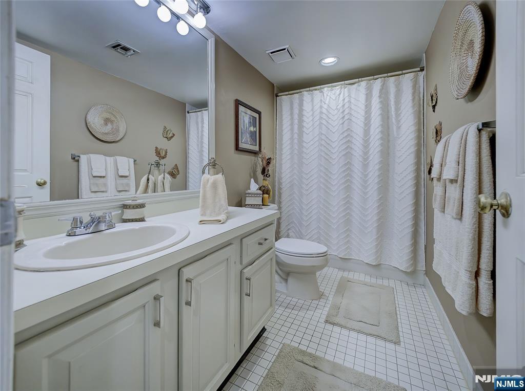 101 Quartz Lane Property Photo 18