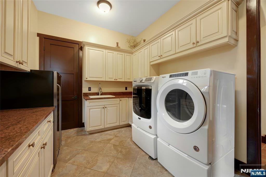 900 Laurie Lane Property Photo 19