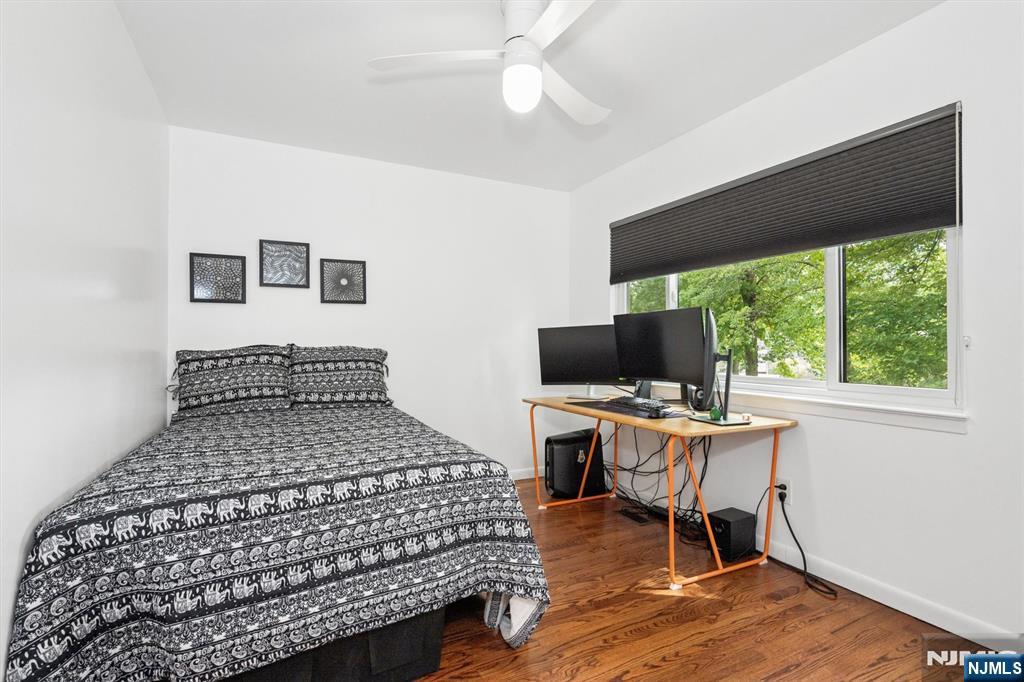 300 Pond Court 5e Property Photo 28