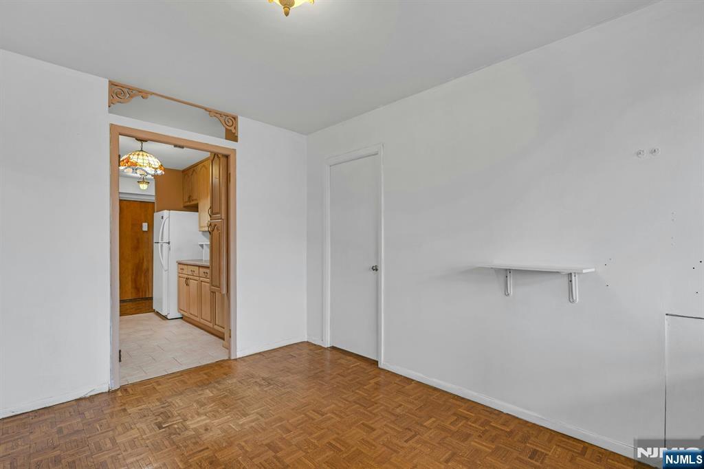 2185 Lemoine Avenue 2c Property Photo 11
