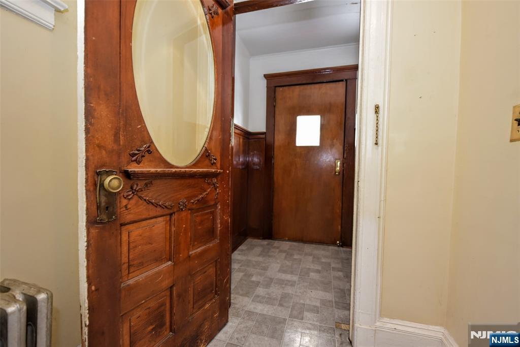 616 Elm Street Property Photo 4