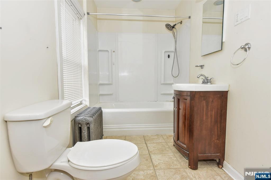 616 Elm Street Property Photo 30