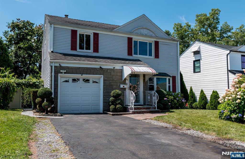 60 Beech Street Property Photo 1