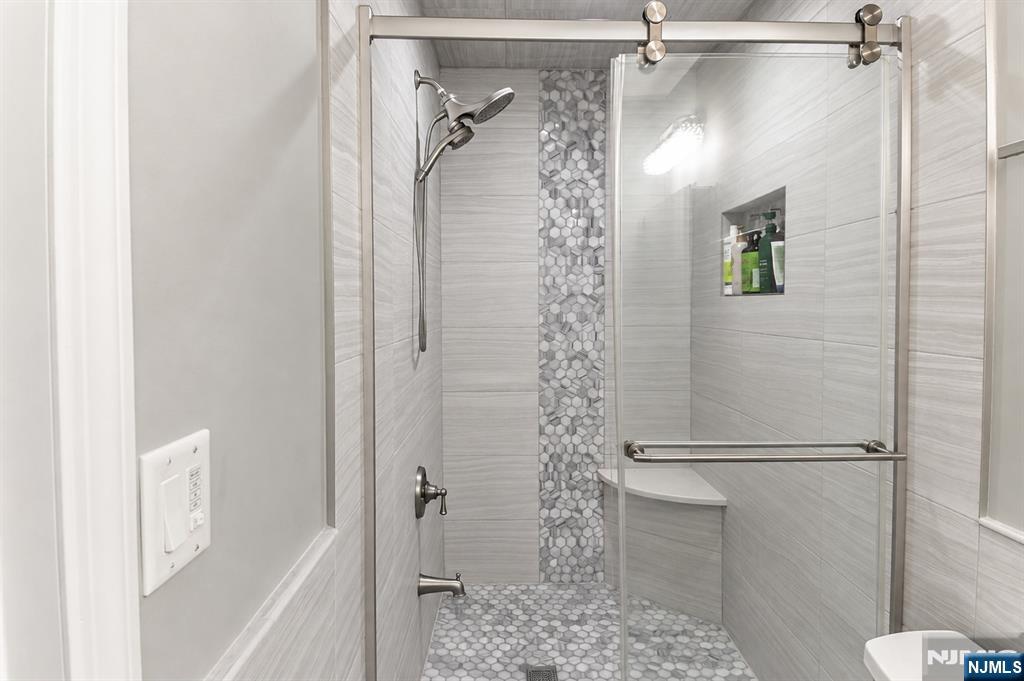 60 Beech Street Property Photo 15