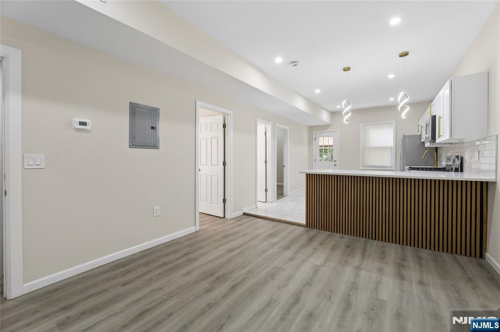 172 Godwin Avenue Property Photo 11