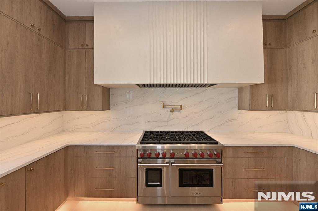 119 Arnot Place Property Photo 10