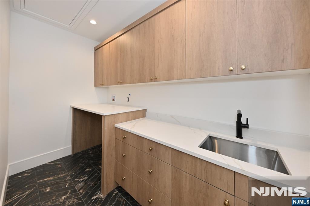119 Arnot Place Property Photo 16