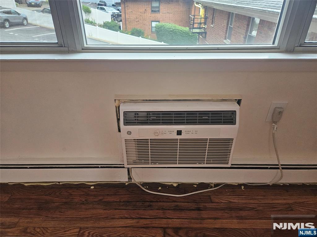 340 Undercliff Avenue 5-a Property Photo 3