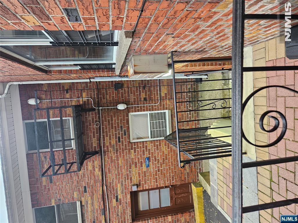 340 Undercliff Avenue 5-a Property Photo 15
