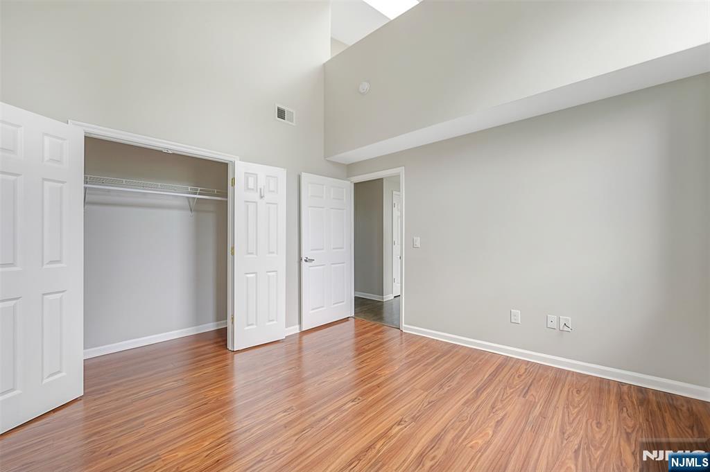 105 -111 Marion Street 18 Property Photo 6