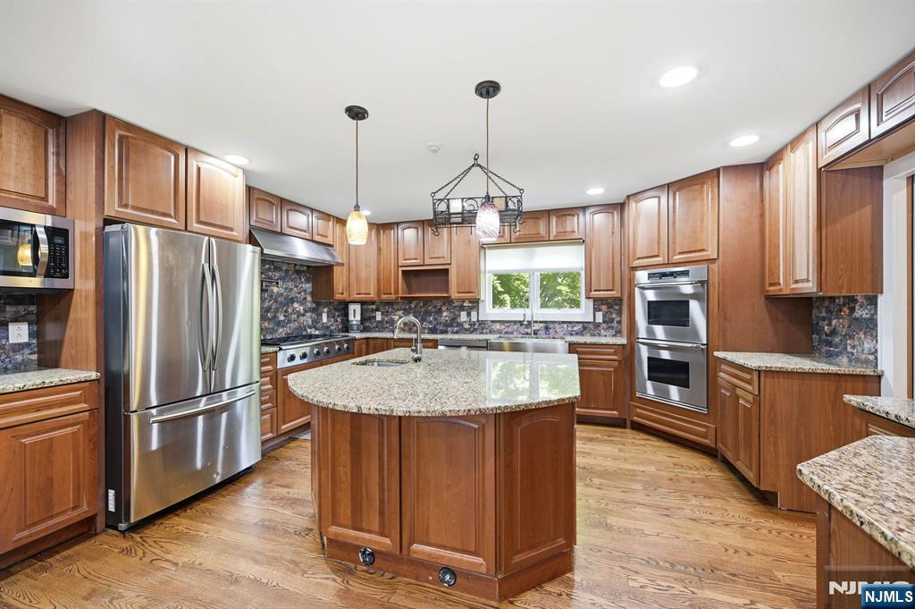 188 Doretta Street Property Photo 10