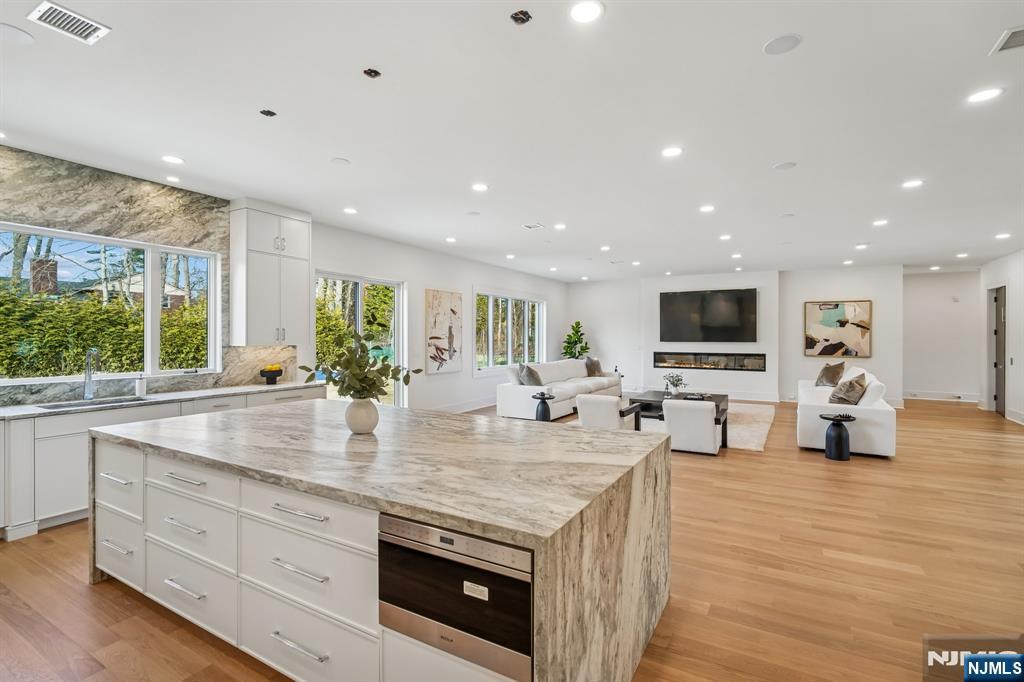 50 Roberts Road Property Photo 20