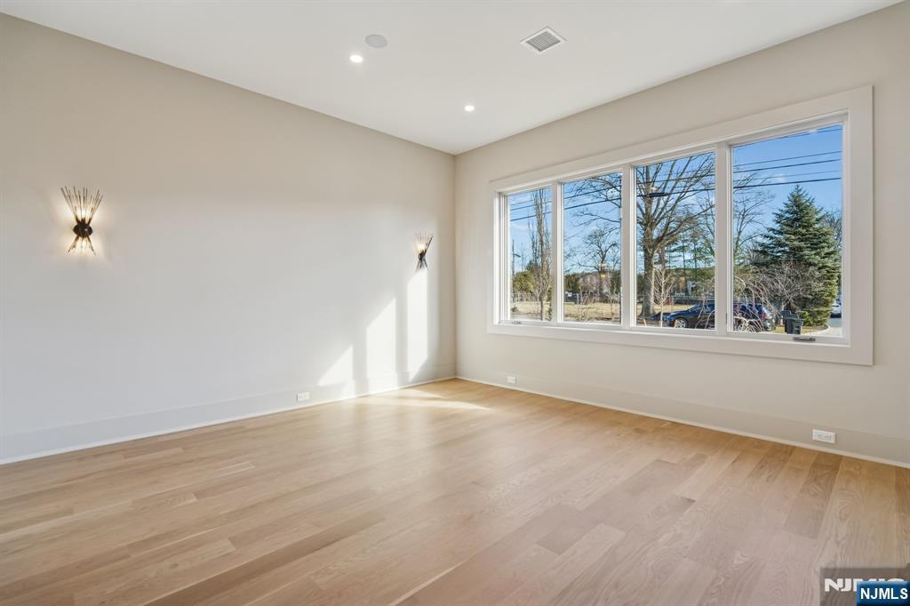 50 Roberts Road Property Photo 22