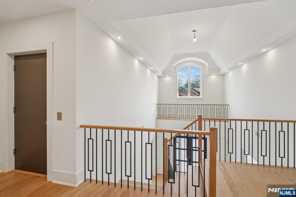 50 Roberts Road Property Photo 24