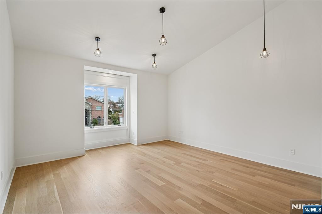 50 Roberts Road Property Photo 38