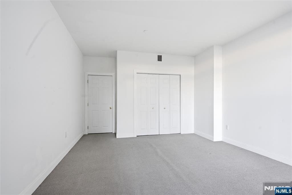 207 Shearwater Court 17 Property Photo 29