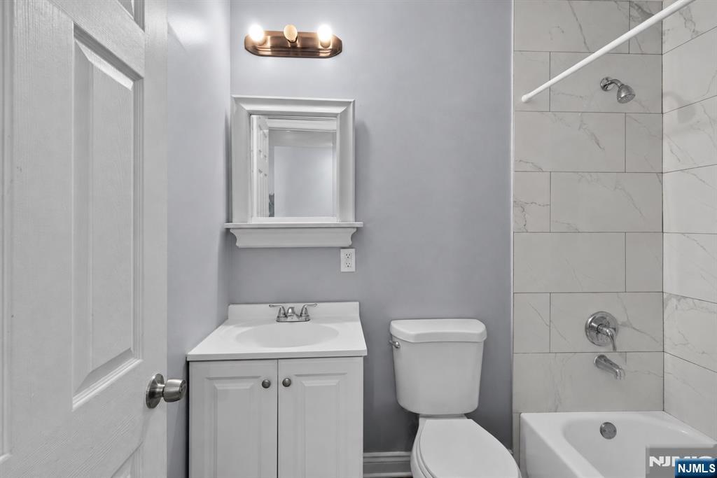 62 Highland Street Property Photo 24