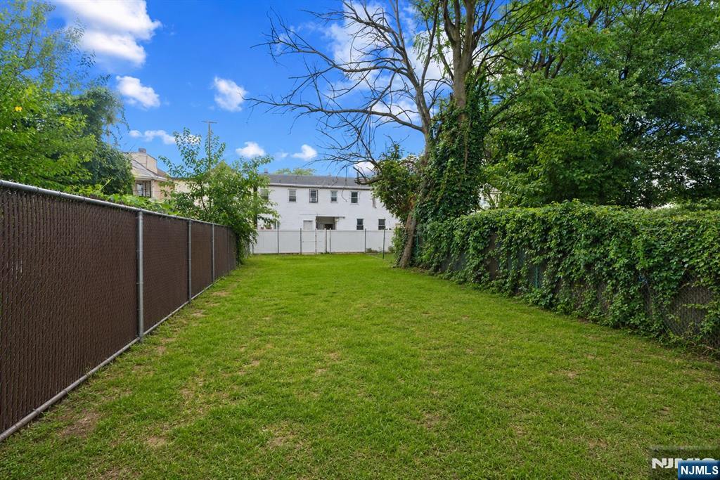 62 Highland Street Property Photo 29