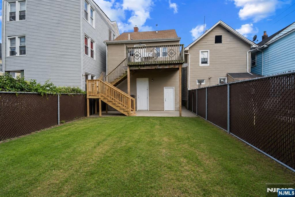 62 Highland Street Property Photo 30