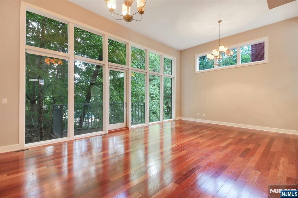 6 Vela Way Property Photo 5