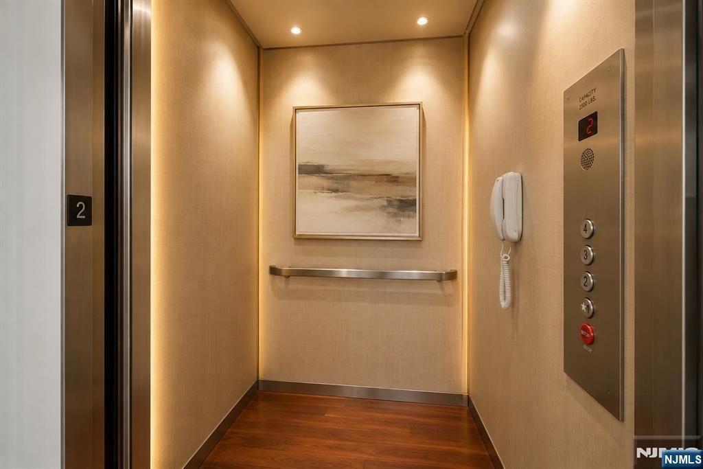 6 Vela Way Property Photo 13