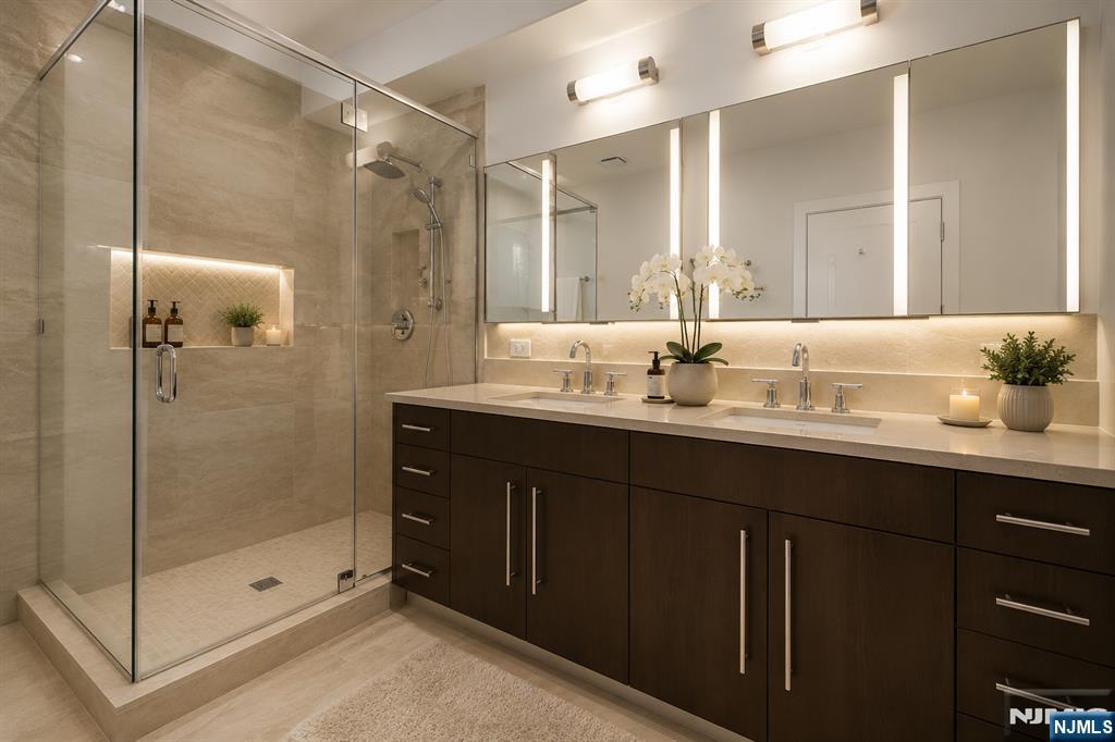 6 Vela Way Property Photo 17
