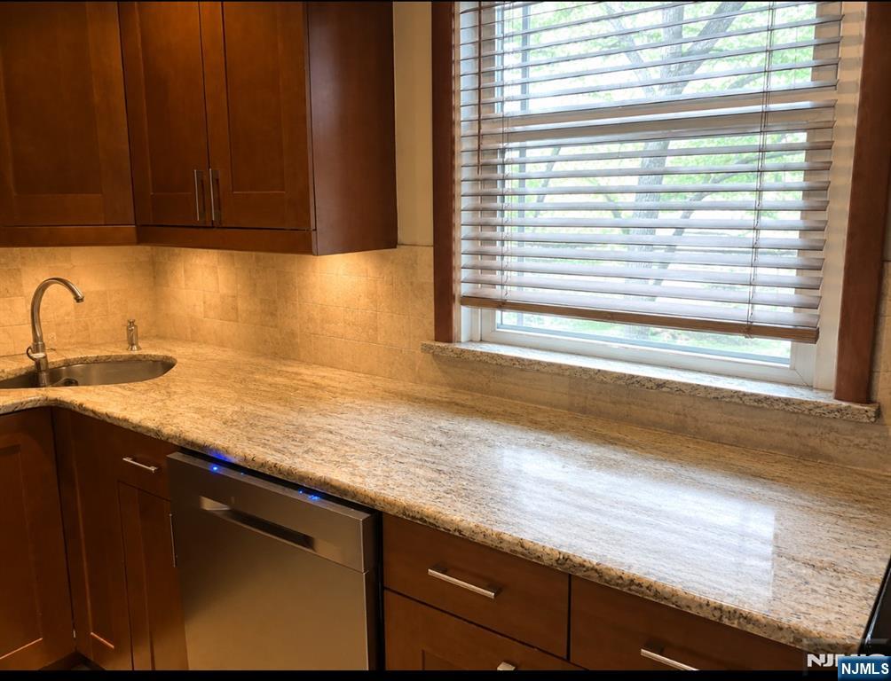 161 Engle Street Property Photo 3