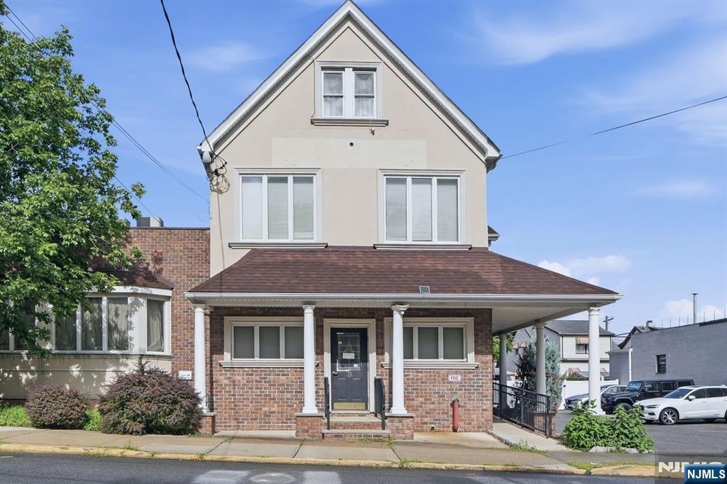 15 Wallington Avenue Property Photo 2