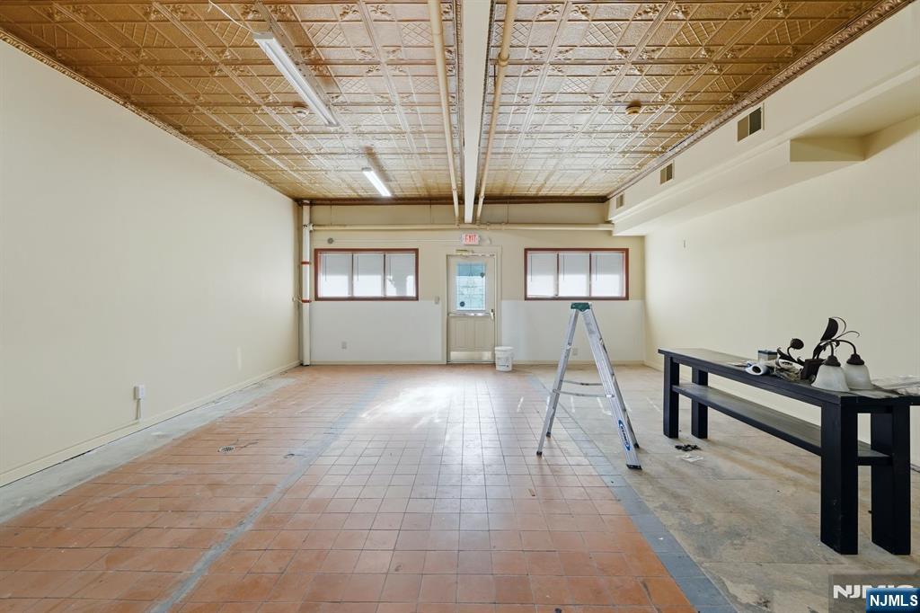 15 Wallington Avenue Property Photo 15