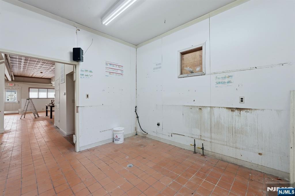 15 Wallington Avenue Property Photo 21