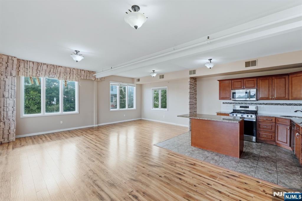 15 Wallington Avenue Property Photo 27