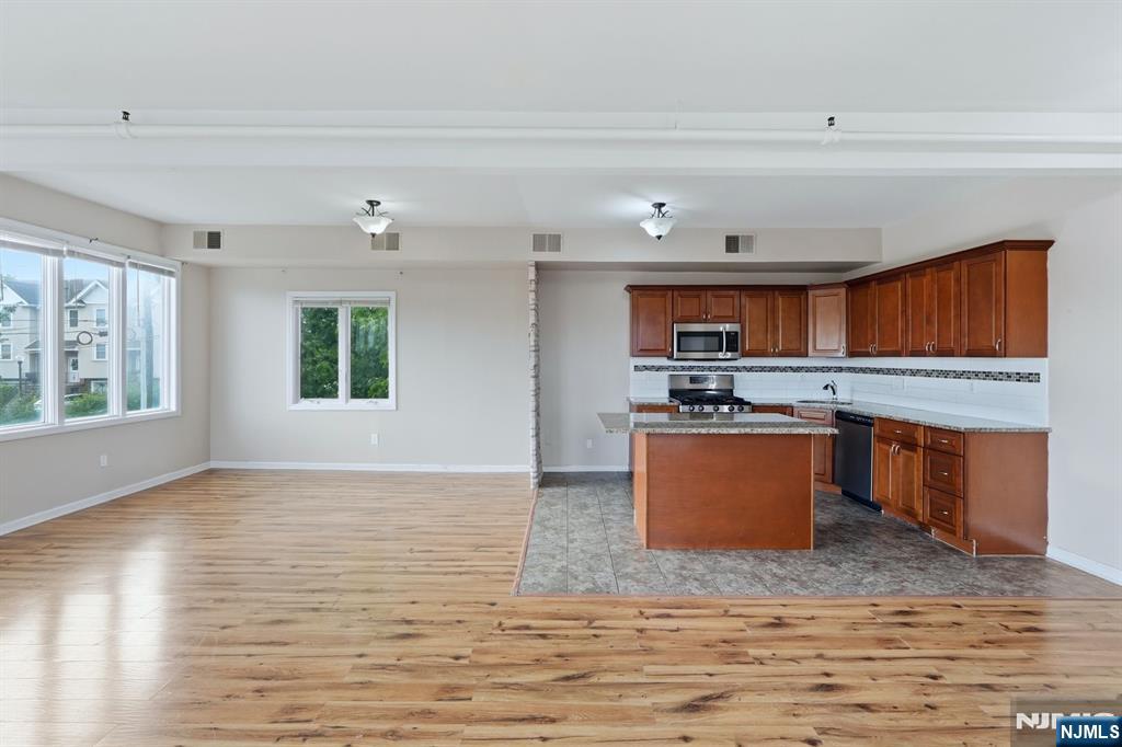 15 Wallington Avenue Property Photo 28