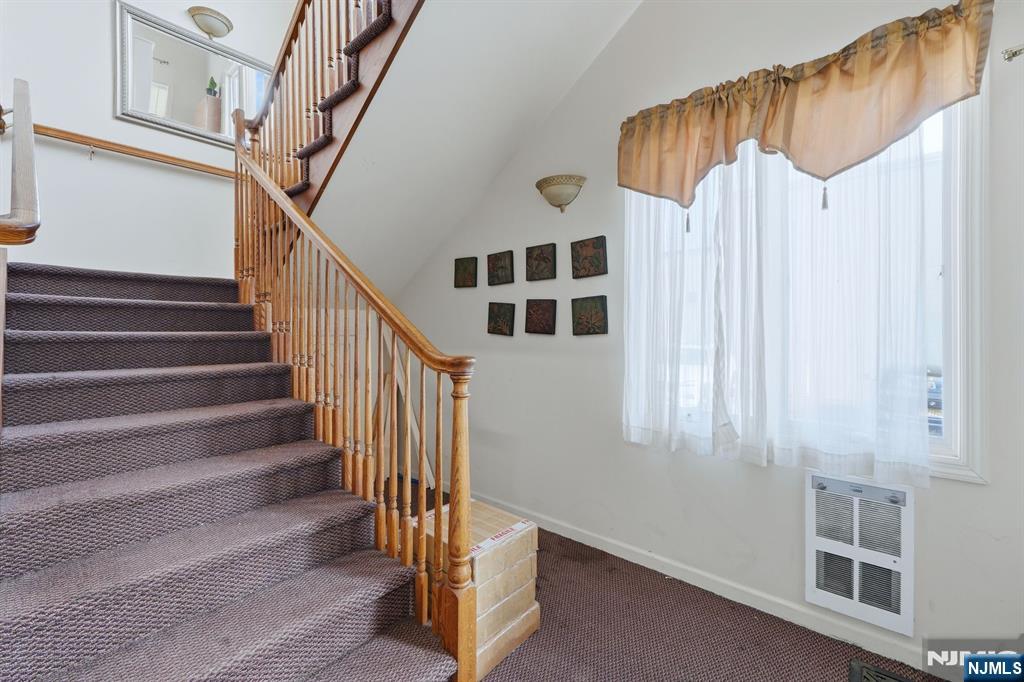 15 Wallington Avenue Property Photo 38