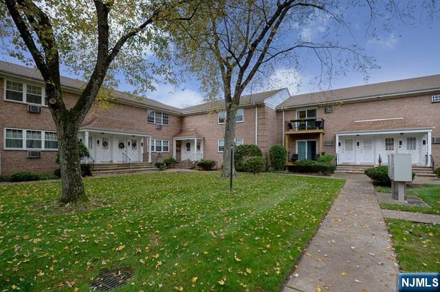 636 Godwin Avenue 25A Property Photo 1
