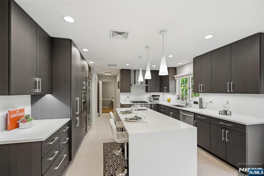 320 William Way Property Photo 10