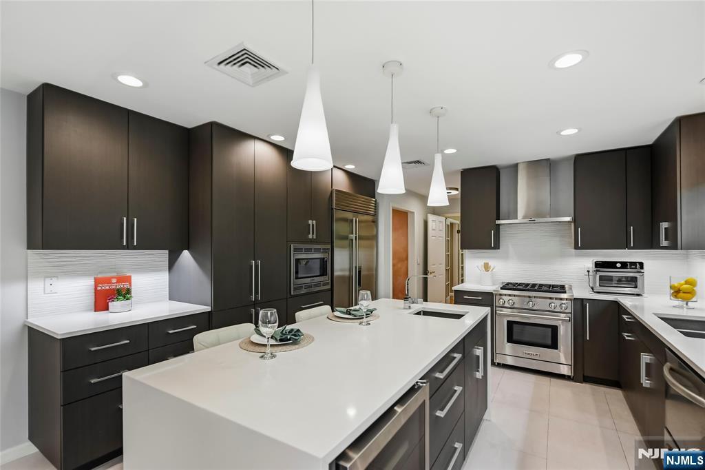 320 William Way Property Photo 12