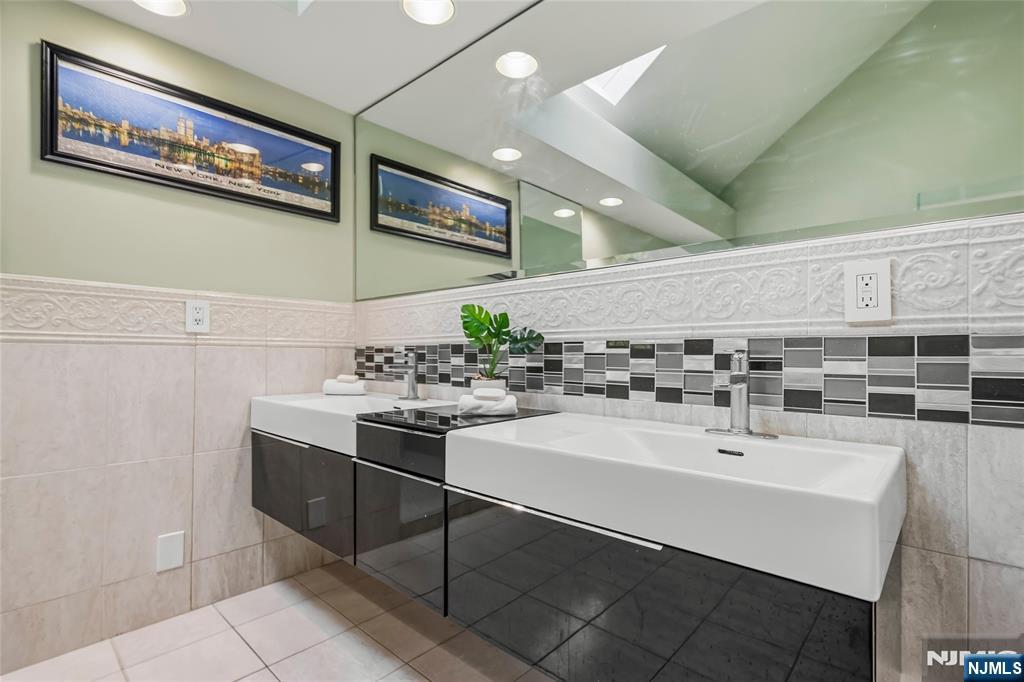 320 William Way Property Photo 31