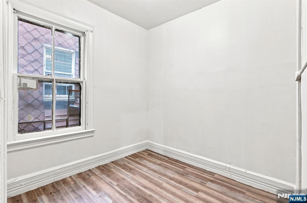 102 Claremont Avenue Property Photo 12