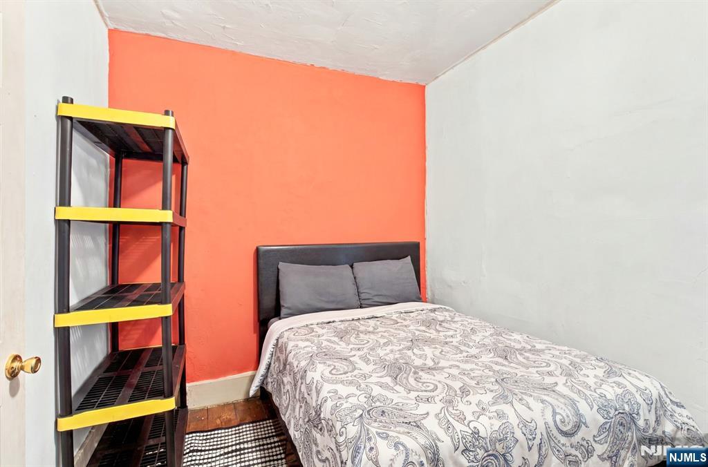 102 Claremont Avenue Property Photo 24
