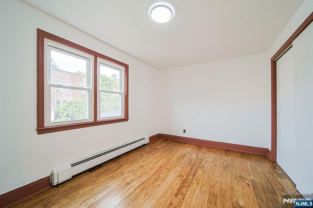 709 Kingsland Avenue Property Photo 28